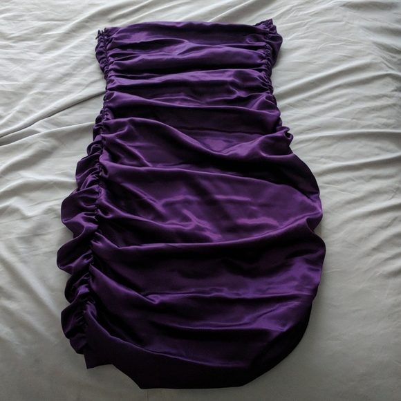 La chateau dress - Picture 2 of 2